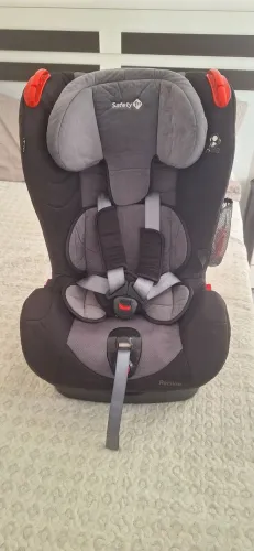 Cadeirinha Infantil Safety 1st (Seminova) - Segurança e Conforto Premium!