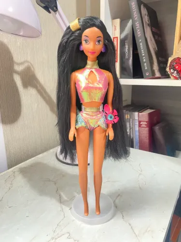 Boneca Jasmine praia Disney