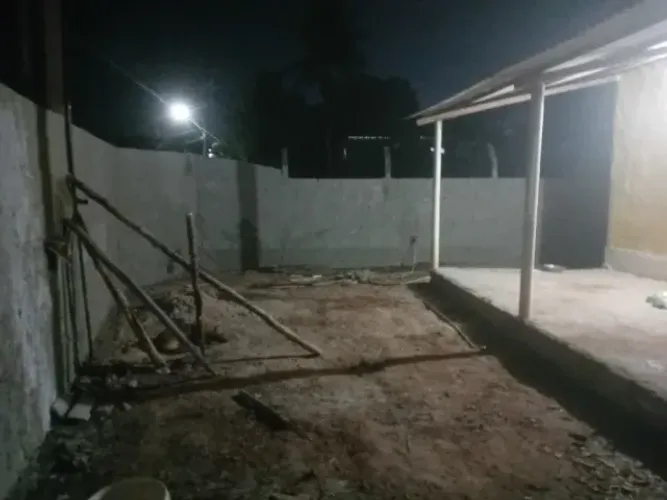 Pequeno sítio entre dias davila x amado Bahia/ mata s.joao 115 mil 2/4quarto fogão a lenha
