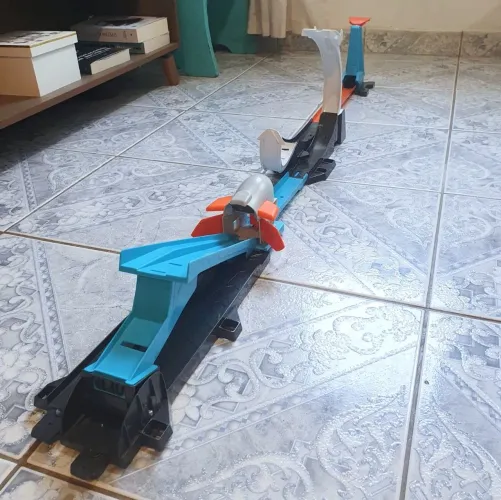 Pista de Hot Wheels Desafio do Foguete