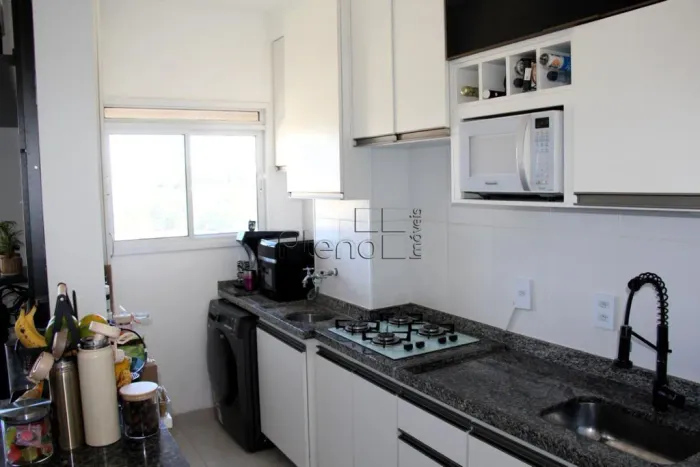 Apartamento à venda em Valinhos, Ortizes, com 2 quartos, com 50 m², Condomínio Floratta Cl