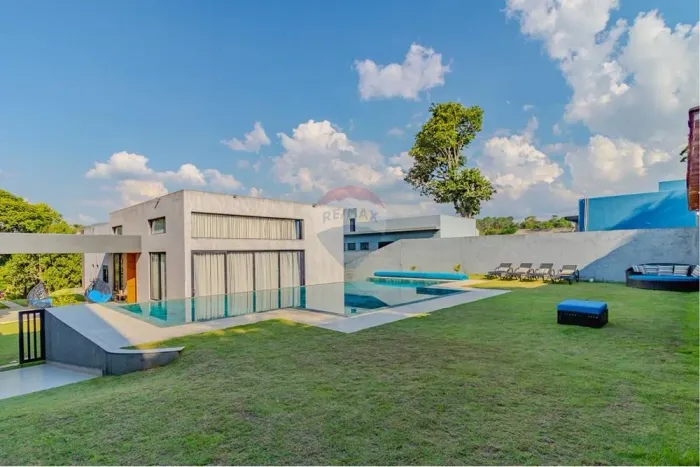 Casa Alto Padrão, 4 dorm. à venda, 490,23m2 por R$ 2.480.000 - Jd. Estância Brasil - Atiba