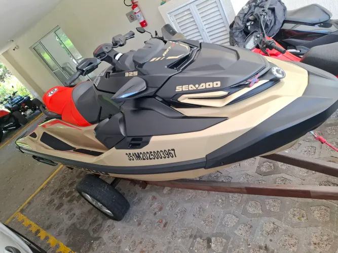 Jet ski seadoo 325