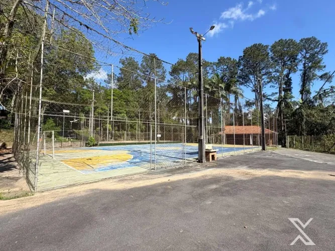 Ponto Comercial / Quadras Esportivas para Locação no Vorstdad - Blumenau SC