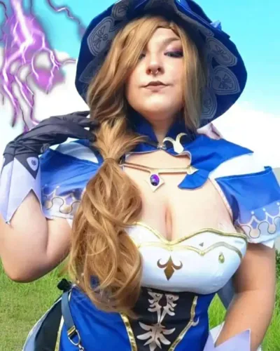 Cosplay Lisa genshin