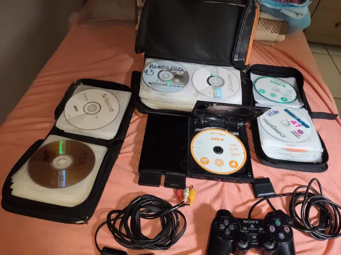 VENDO KIT PLAYSTATION 2 COMPLETO