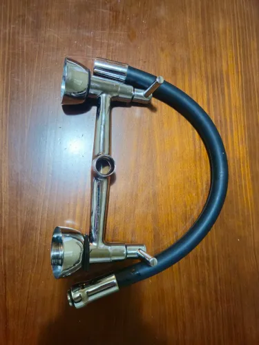Torneira dupla