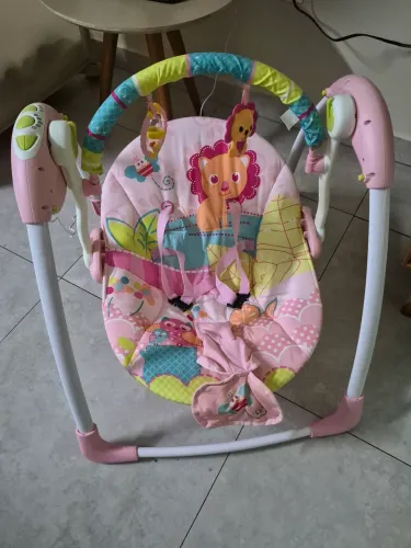 Cadeira de balanço bebê