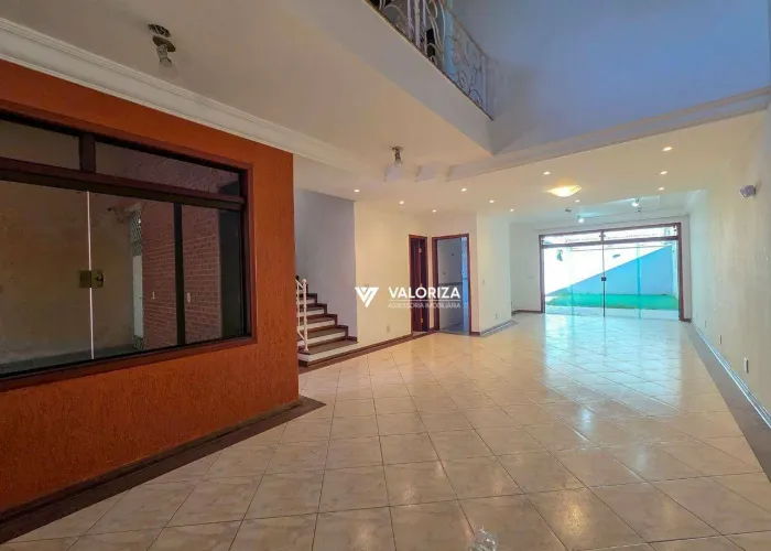 Casa com 3 quartos à venda, 322 m² por R$ 750.000 - Vila Hortência - Sorocaba/SP