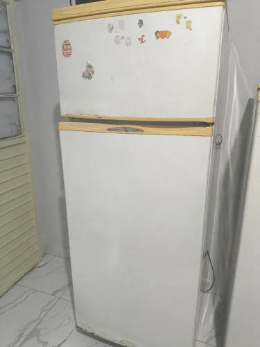 Vende-se geladeira 