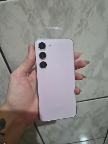 Samsung S23