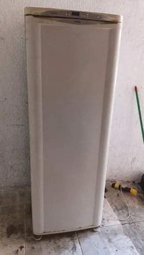 FREEZER VERTICAL MARCA BOSCH 310 LITROS - VOLTAGEM 220