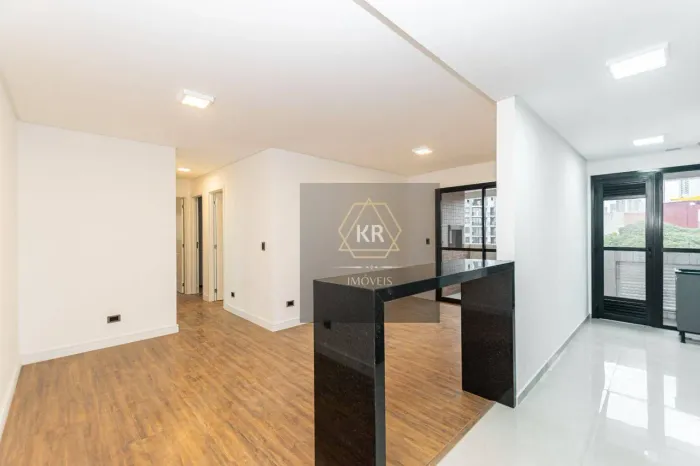Apartamento com 3 dormitórios para alugar, semi-mobiliado, Mercês - Curitiba/PR