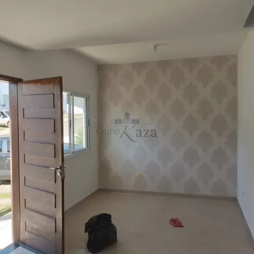 Casa em Condomínio - Chácaras São José - Condomínio Recanto das Sabias - 84m².