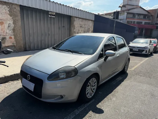 Fiat Punto HLX 1.8 Flex 8V 5P 2009