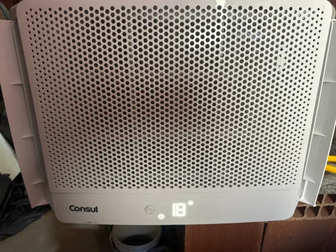Ar condicionado ACJ com controle 10.000BTUS