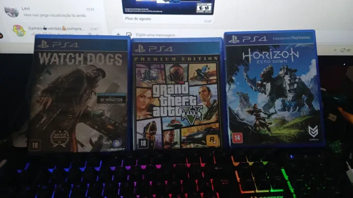Três jogos de PS4 por R$150,00