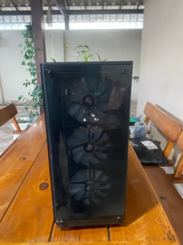 Pc Gamer sem placa de vídeo !