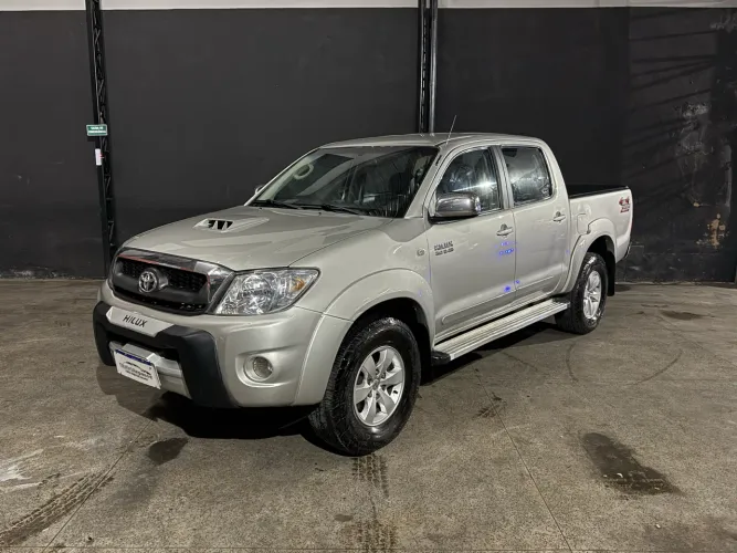 Toyota Hilux CD SRV D4-d 4X4 3.0 TDI Diesel AUT 2009