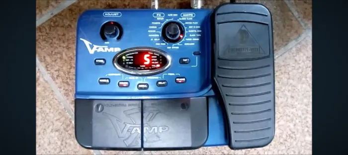 Guitarra Condor rx-20s, violão Tonante, amplificador, cabo e pedaleira
