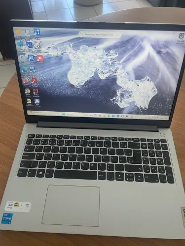 Notebook Lenovo IdeaPad i5 12ª Geração | 8GB RAM | SSD 512GB | Pouco Uso