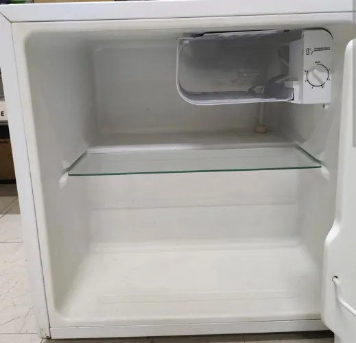 Frigobar Midea 45 litros cinza usado