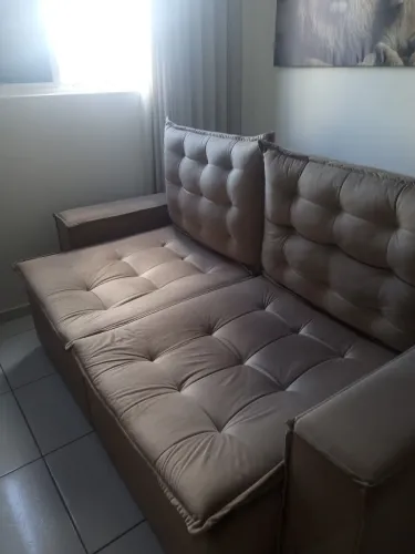 Sofá retrátil e inclinável 
