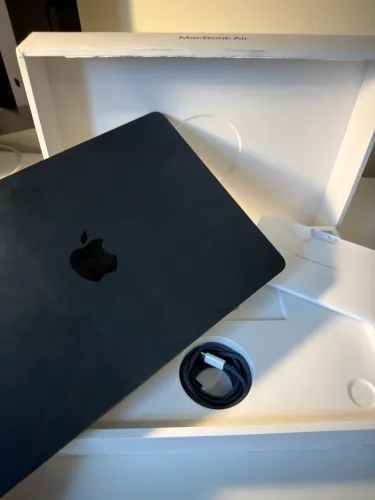 MacBook Air M4