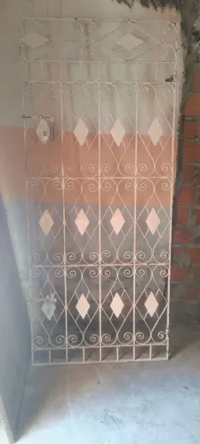 Vende-se um portão negociável
