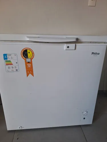 Vendo frizer semi novo
