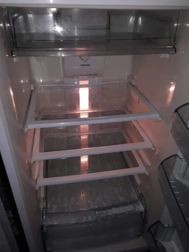 Vendo geladeira frost free