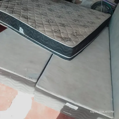 Cama de casal Queen