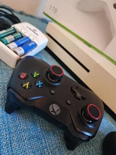 Xbox One S 1 T