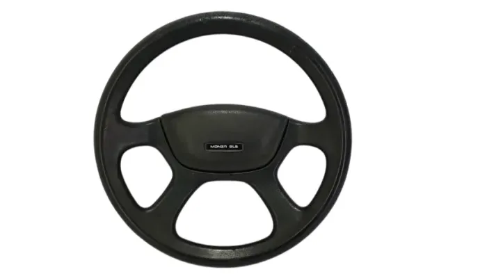 Volante GM Monza GLS tubarão bicudo aro desgastado LEIA