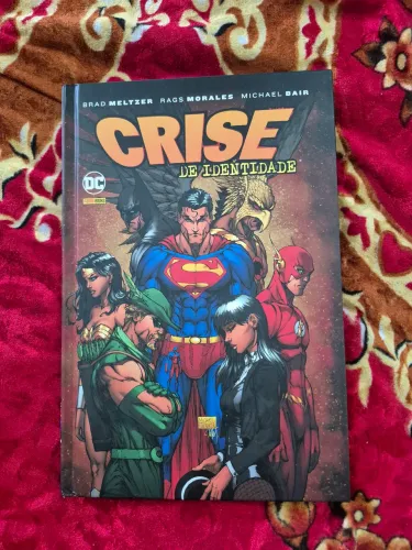 Crise de Identidade (DC Comics)