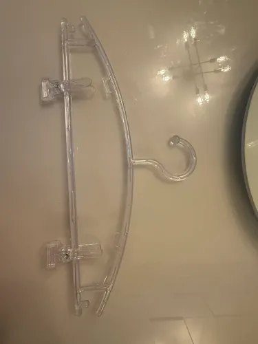 Cabides transparente
