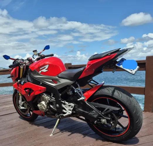 BMW S1000R 2015 - Impecável e Pronta para Rodar!
