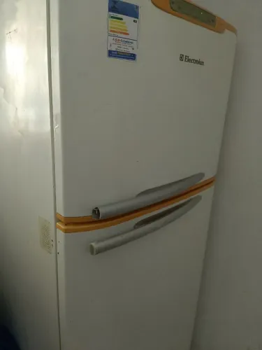 Geladeira Electrolux Frost Free Premium