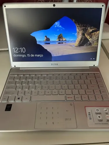 Notebook Ultra Multilaser i3, 4 GB SSD 112 GB - Na caixa