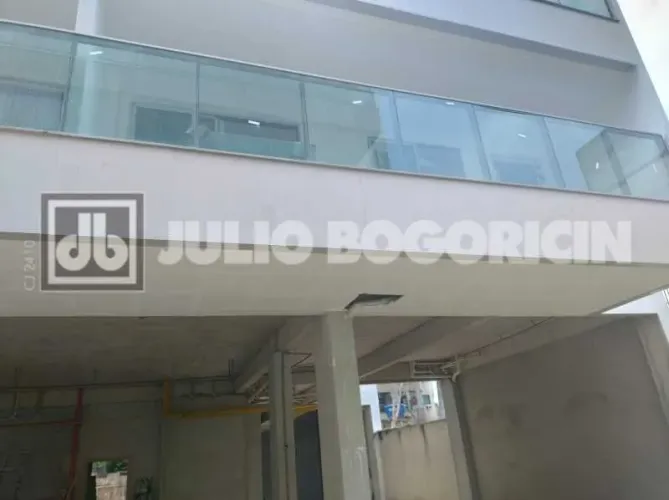 Apartamento : Padrão / Residencial / Recreio dos Bandeirantes