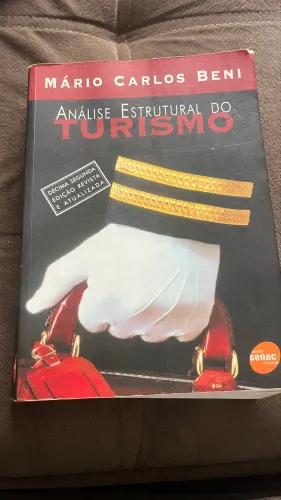 Análise Estrutural do Turismo, de Mário Carlos Beni (Editora Senac)