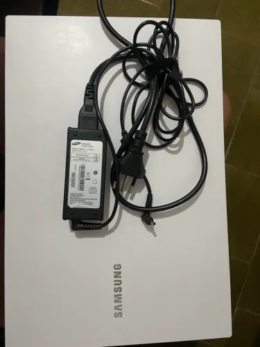 VENDO 02 NOTEBOOK ? 