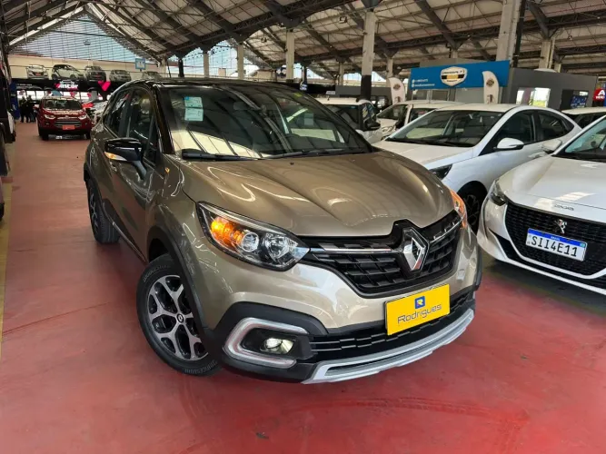 Renault Captur Intense 1.3 TB 16V Flex 5P AUT 2022