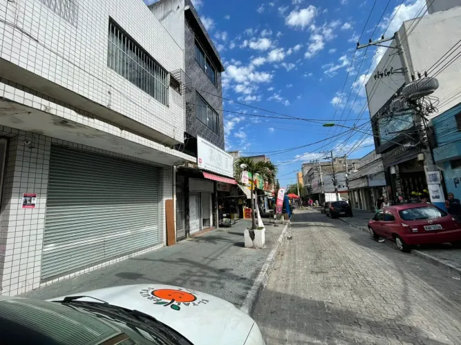Anúncio de Locação de Loja em Excelente Ponto Comercial - Na Rua da Matriz em São João de 