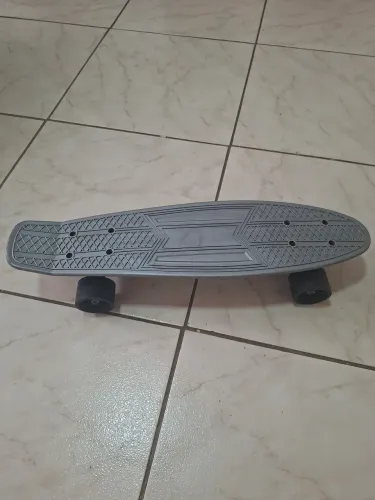 Skate Mini Cruiser Moon Time Grafitte light 60mm Aço 