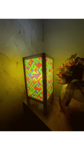 Luminária de Mesa Abajur Vitrais Brasilia Escritório Quarto Leitura Base
