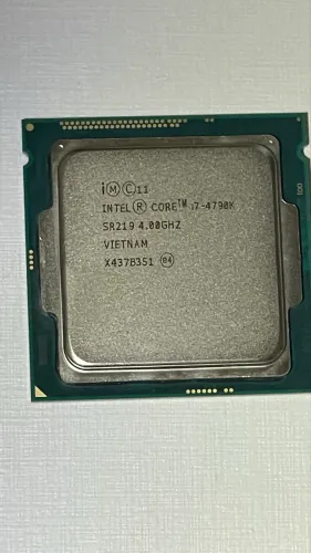 intel 4790K 4GHZ + Cooler intel original