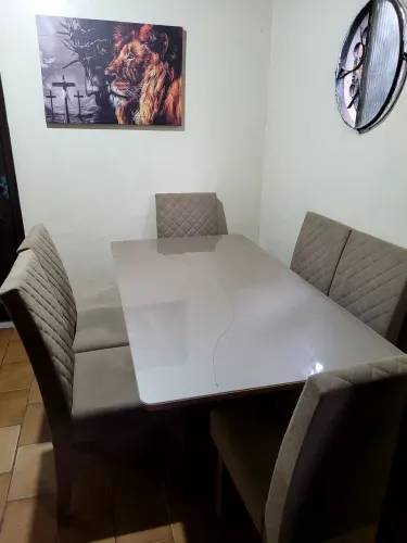 Mesa 6 cadeiras com avarias