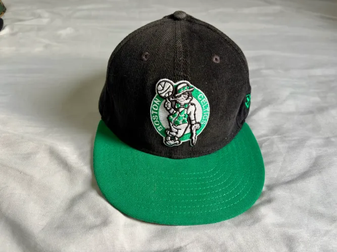 Boné New Era Classics Boston Celtics - Usado