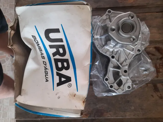 Bomba DAgua VW/Ford  Gol, Parati, Saveiro,  Voyage , Santana, Escorpião, Versalhes,(85a06)